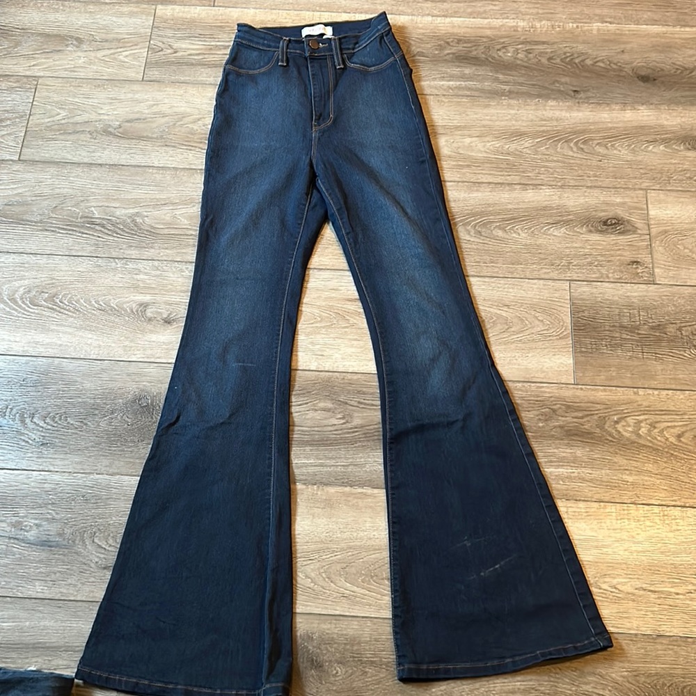 Women’s Flare Jeans